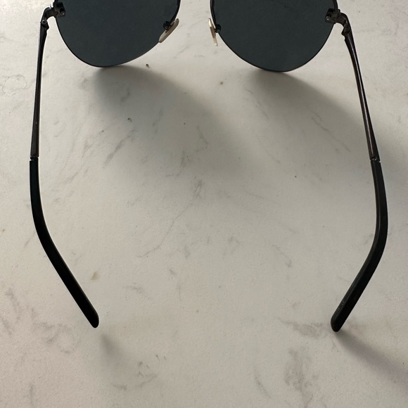 Louis Vuitton Clockwise sunglasses: 100^ authentic great condition - Picture 6 of 12